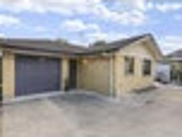 Townhouse for sale in Onehunga