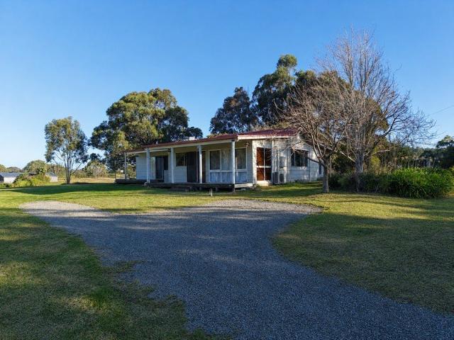 House for sale in Wiseleigh, Victoria