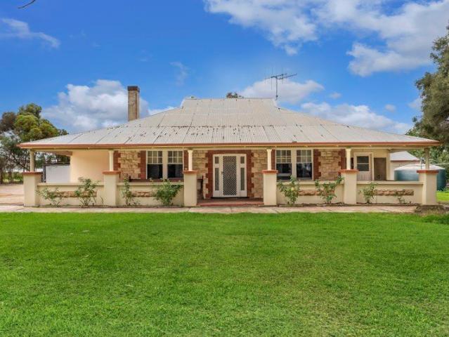 House for sale in Renmark West, South Australia