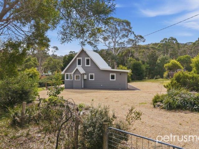 House for sale in White Beach, Tasman