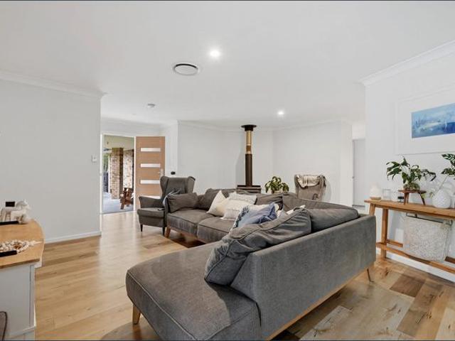 House for rent in Bonogin, Gold Coast City
