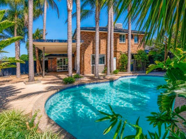 House for sale in Patterson Lakes, Melbourne