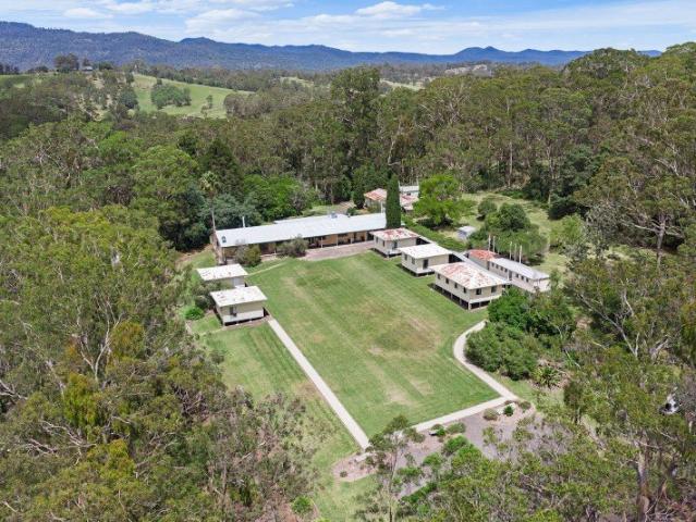 Cottage for sale in Tregony, Queensland