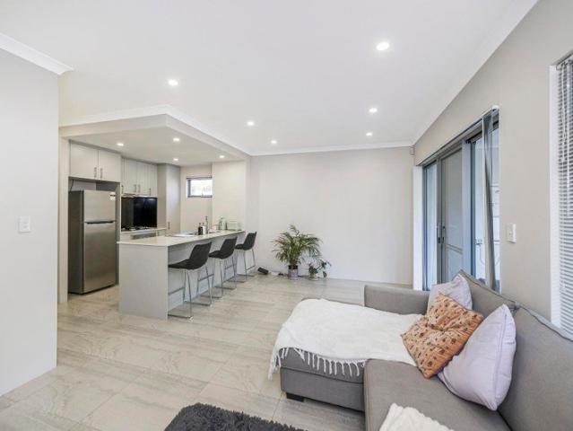 Apartment for sale in Stirling, Western Australia