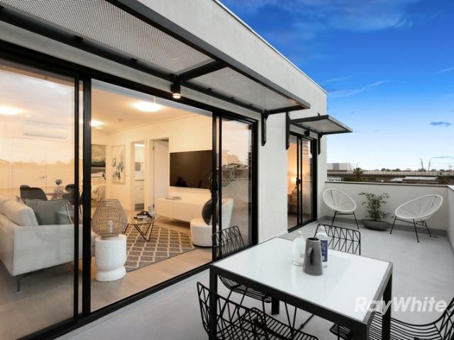Apartment for sale in Carnegie, Melbourne