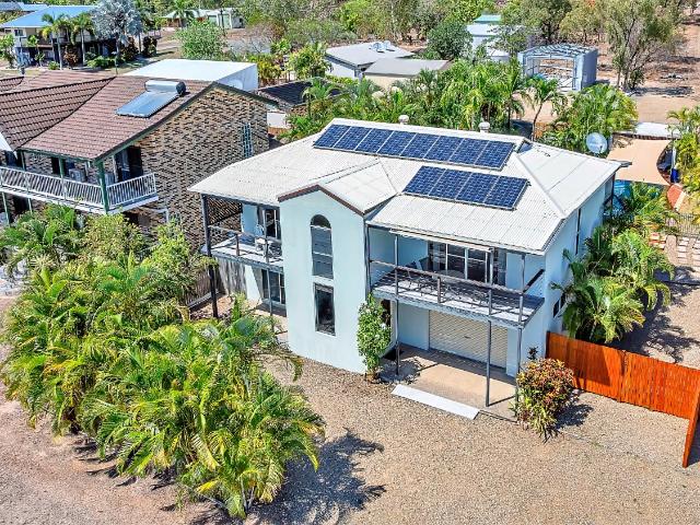 House for sale in Hideaway Bay, Queensland