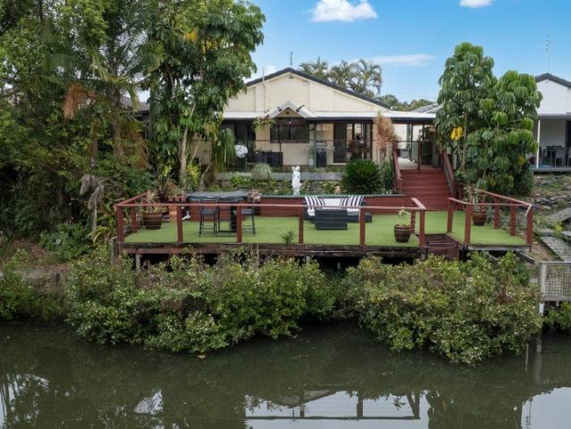 House for sale in Helensvale, Gold Coast City