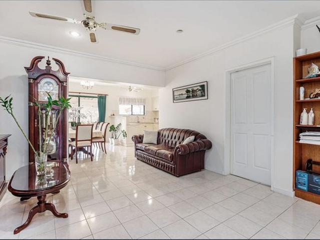 Townhouse for rent in Port Adelaide, Adelaide
