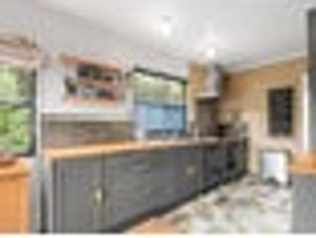 House for sale in Crawshaw, Hamilton City