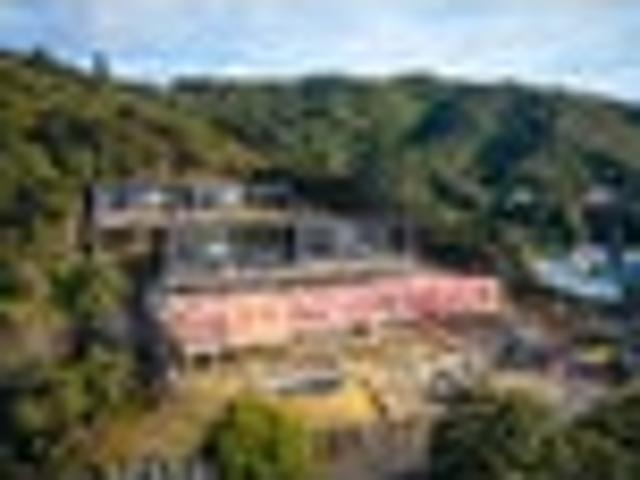 House for sale in Days Bay, Wellington