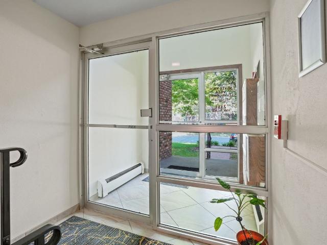 Apartment for rent in Arden Hills, Ramsey County