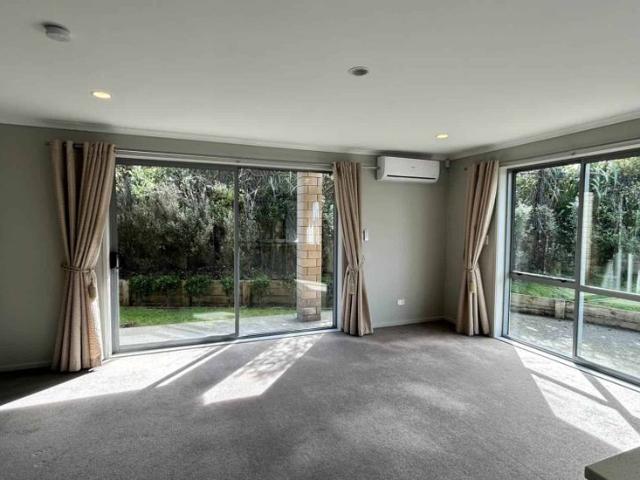 House for rent in Whangaparaoa, Oroua County