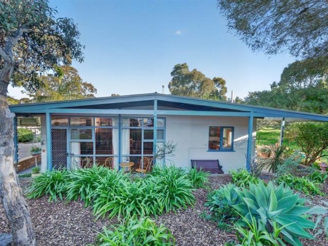 House for sale in Victor Harbor, South Australia