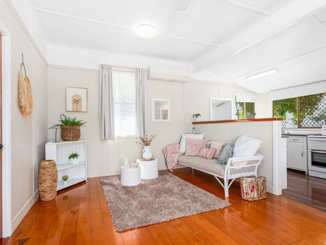House for rent in Cooee Bay, Queensland