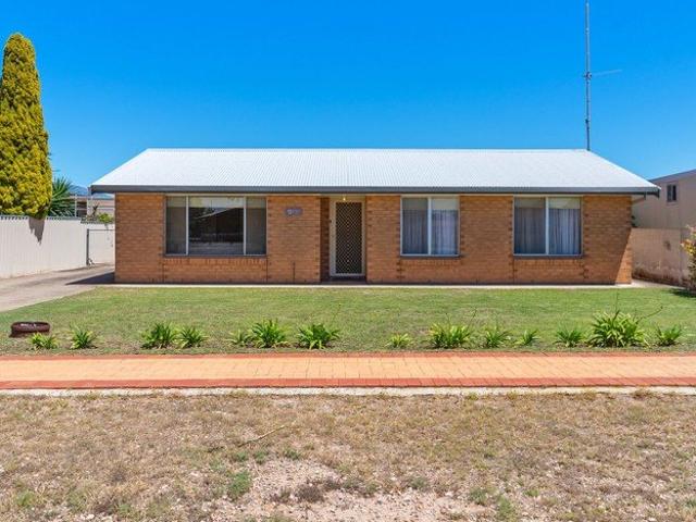 House for sale in North Beach, Copper Coast Council