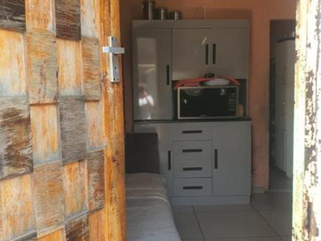 House for sale in Diepkloof