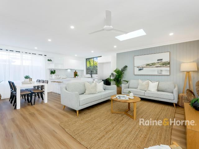 House for sale in Umina Beach, Gosford