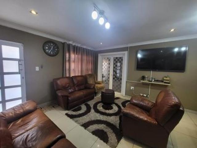 House for sale in Verulam, Kwazulu-natal