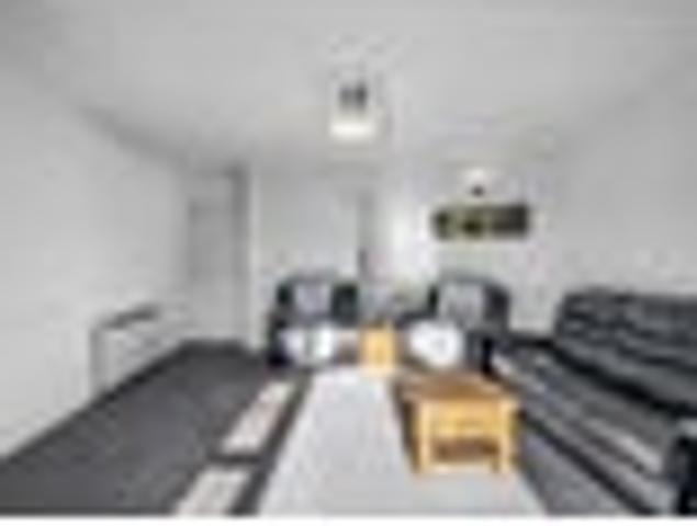Townhouse for sale in Waikiwi