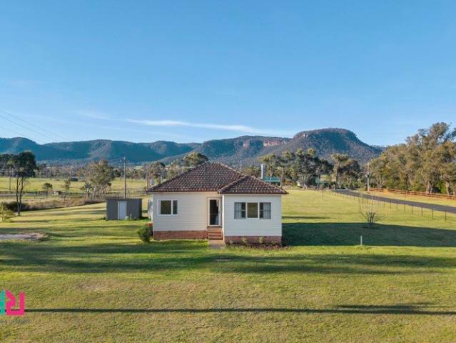 Cottage for sale in Hartley, Lithgow City Council