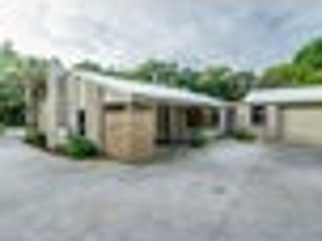 House for sale in Otatara