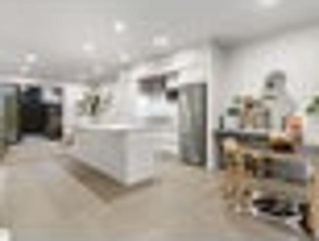 Townhouse for sale in Paremoremo, Oroua County