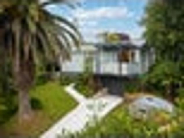 House for sale in Wairau Valley