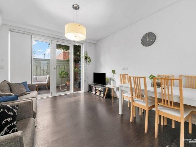 Apartment for rent in Elsternwick, Melbourne