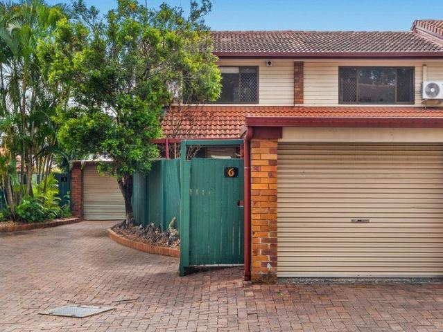 Townhouse for rent in Toombul, Queensland