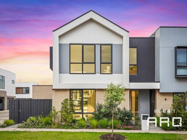 House for sale in Woodlea, Melbourne