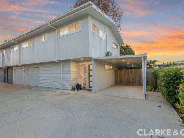 Townhouse for sale in Kings Creek, Queensland