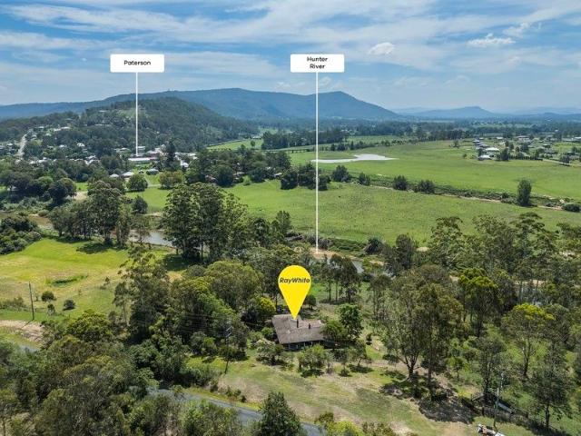 Cottage for sale in Paterson, New South Wales