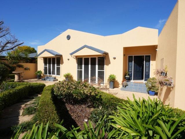 House for sale in Griffith, Griffith City Council