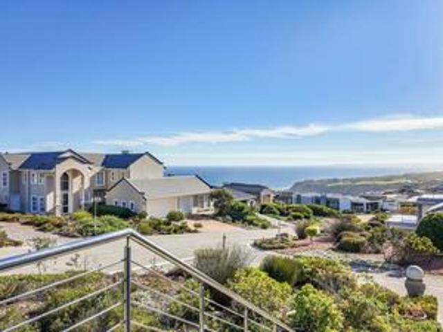 House for sale in Groot Brak Rivier, Western Cape