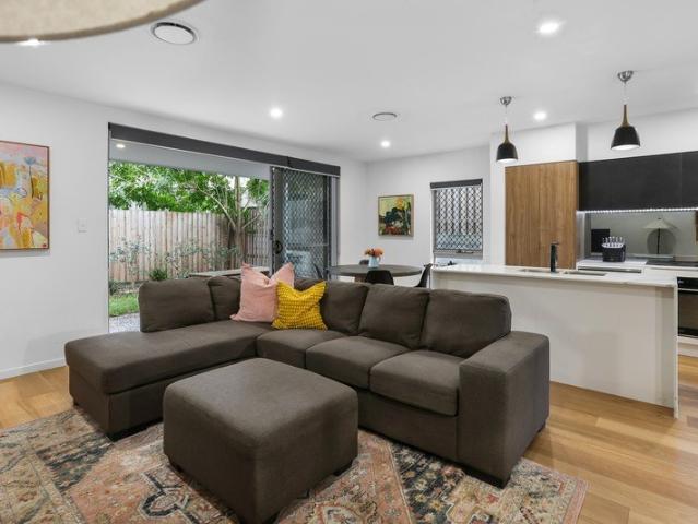 Townhouse for rent in Toombul, Queensland