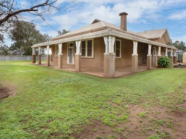 Cottage for sale in Berriwillock, Victoria