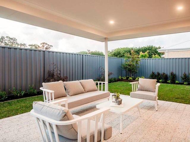 Cottage for sale in Henley Brook, Western Australia