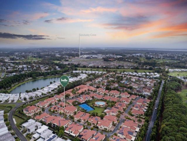 Apartment for sale in Hope Island, Gold Coast City
