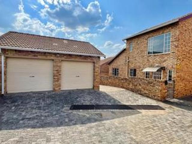 House for rent in Roodepoort, City of Johannesburg Metropolitan Municipality