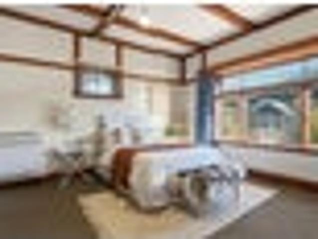 House for sale in Otakou