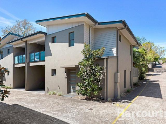 Townhouse for sale in Everton Hills, Greater Brisbane