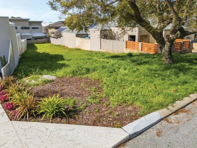 Land for sale in Stirling, Western Australia