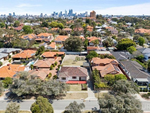 House for sale in Mount Lawley, City of Stirling