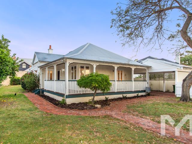 House for sale in Bicton, City of Melville