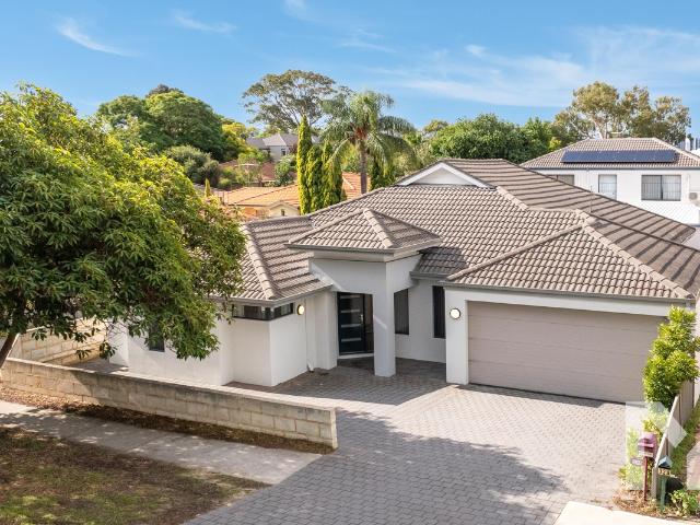 House for sale in Ardross, Western Australia