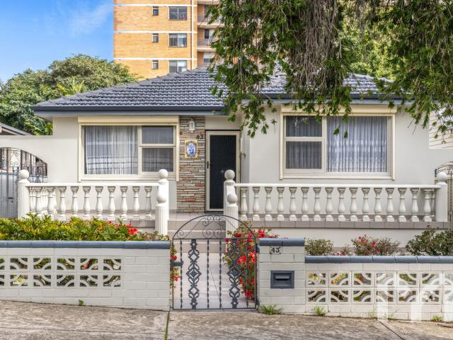 House for sale in Eastern Suburbs Mc