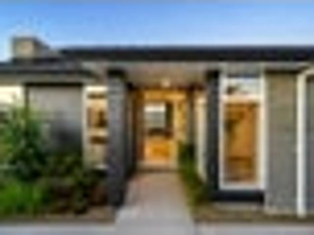 House for sale in Glenbrook Beach, Franklin