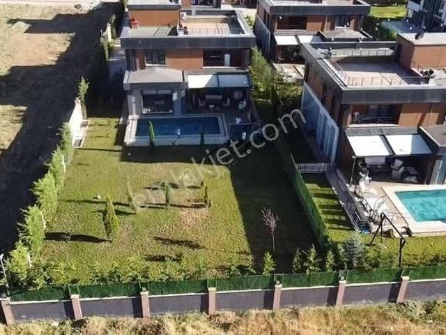 Elazığ Merkez içerisinde satılık Villa