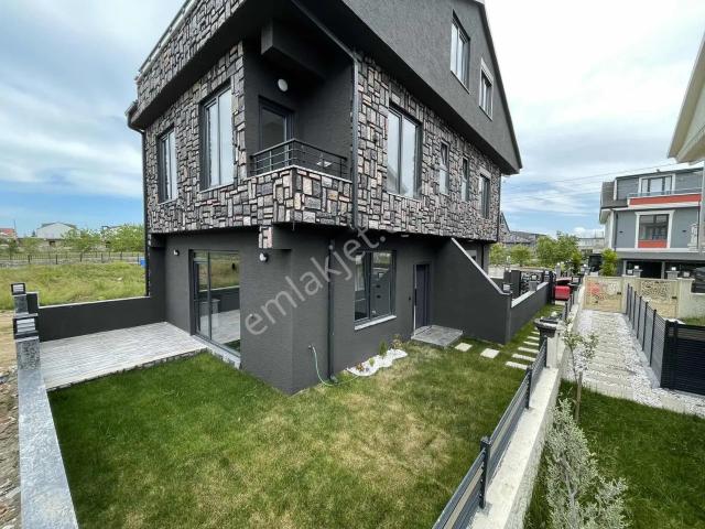 Kocaali, Sakarya içerisinde satılık Villa