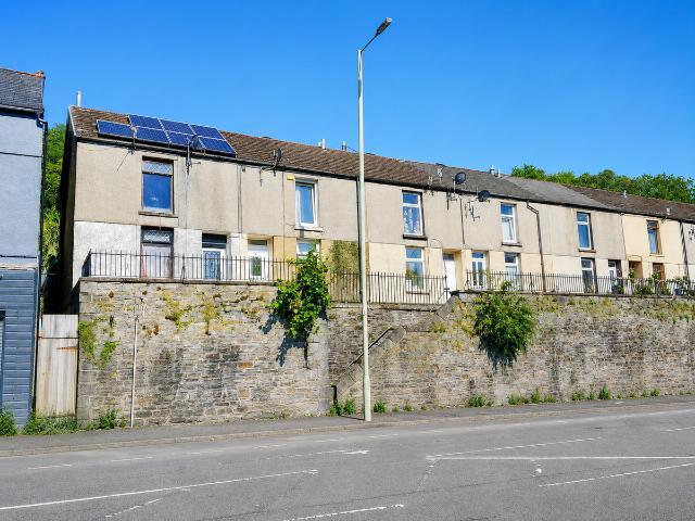 House for rent in Pentre, Ton Pentre